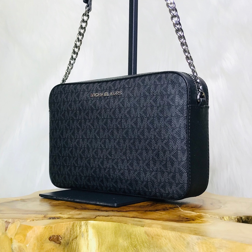 Michael Kors Jet Set Item Crossbody Bag - Picture 2 of 8